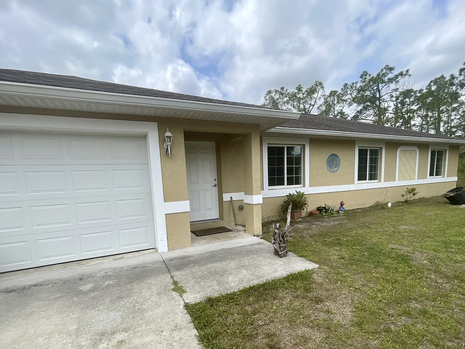 1167 Urmey Lane - 1 — Photo 3