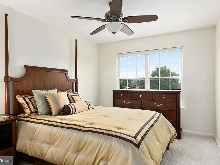 15 Overlook Dr — Photo 22