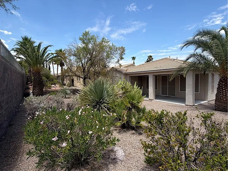 4433 Carta Luna St — Photo 3