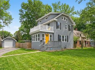 29 W Boulevard Pkwy, Rochester, NY 14612