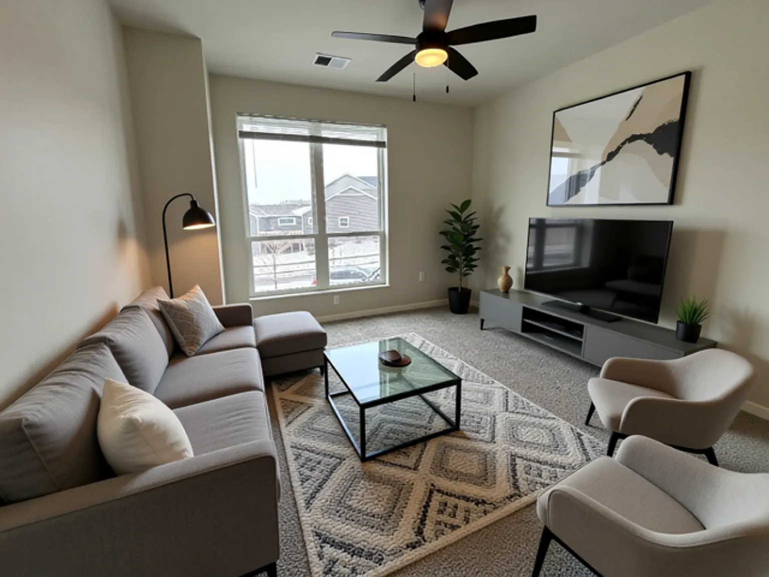 The Outlook Apartments — Photo 4