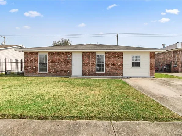 404 Federal Dr, Avondale, LA 70094