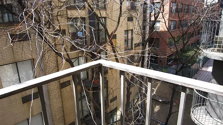 Rented by Marc Magid, Landlord | media 32