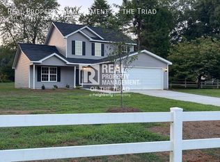 3404 Brookfield Dr, Greensboro, NC 27410