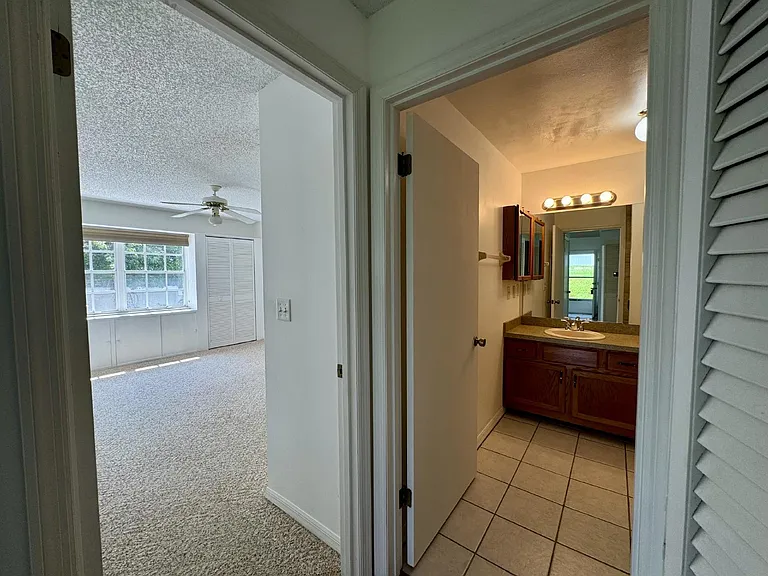 1455 Disston Ave — Photo 36