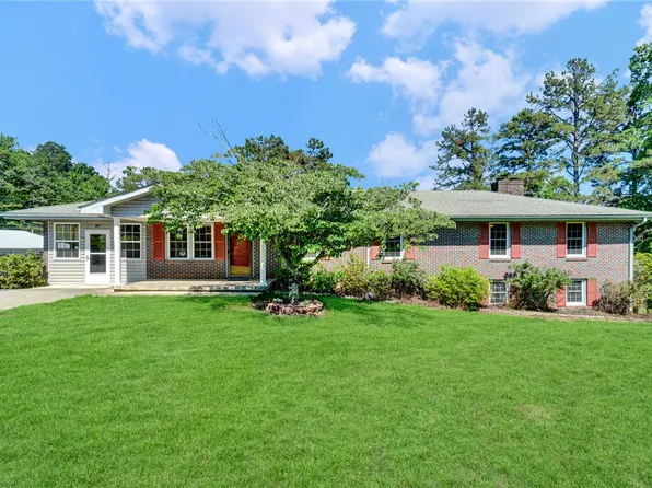 7876 N Highway 11, Walhalla, SC 29691