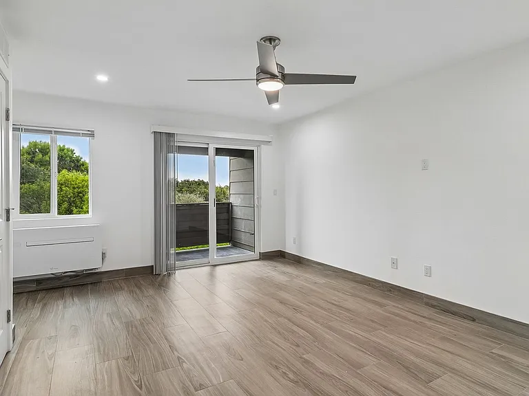 Renovated Oceanside Apartment Homes-MOVE IN PROMOTION! — Photo 7