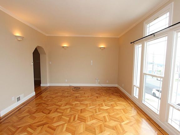 4th image of 2178 30th Ave