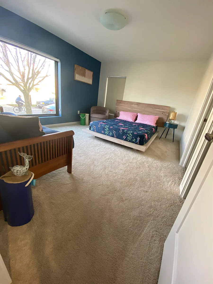 First floor, front bedroom - 2055 W 19th St #U