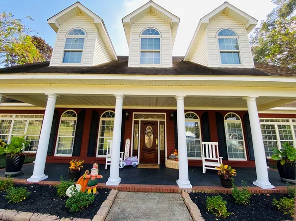 706 Wilson Dr, Troy, AL 36079
