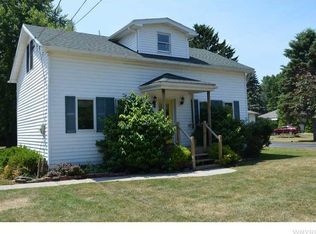 609 Rowley Rd, Depew, NY 14043