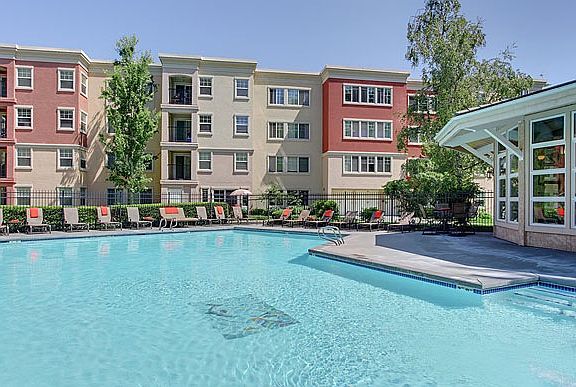 3rd image of 4319 Lake Washington Blvd NE APT 4202