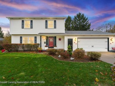 2215 W Mount Hope Ave, Lansing, MI, 48911