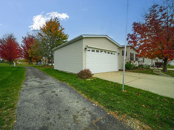 2nd image of 5050 Winged Foot Dr