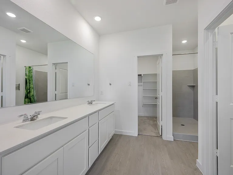 2500 Conroe Rd — Photo 15