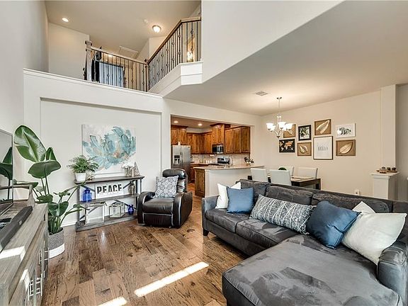 2nd image of 3821 Cascade Sky Dr