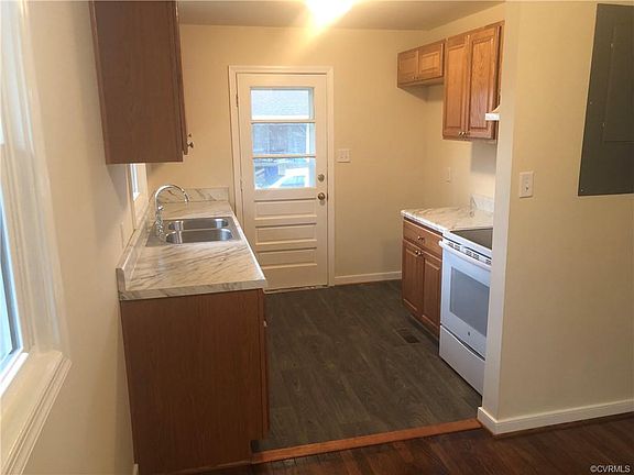 5th image of 4803 Colwyck Dr
