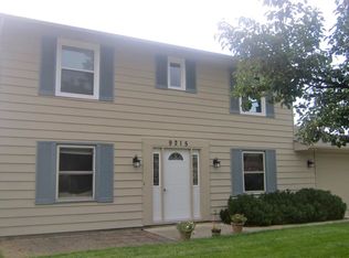 9215 Ridgetree Dr, Fort Wayne, IN 46819