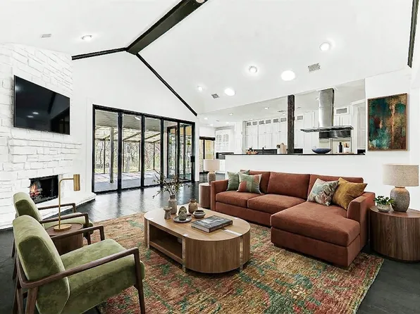 1505 N Carroll Ave, Southlake, TX 76092