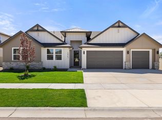 10543 W Mizzle Dr, Star, ID 83669