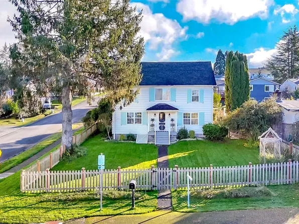 1514 Rainier Street, Steilacoom, WA 98388