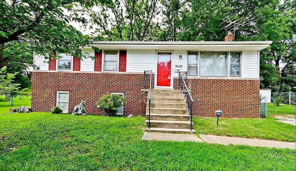 1st image of 9114 Alcona St