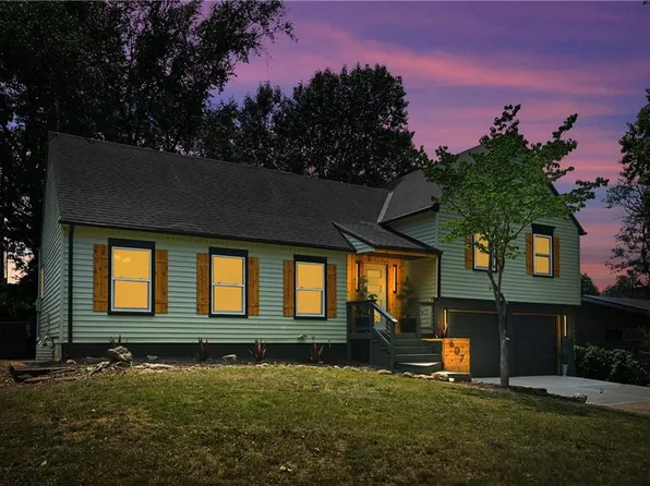 607 E 110th Ter, Kansas City, MO 64131
