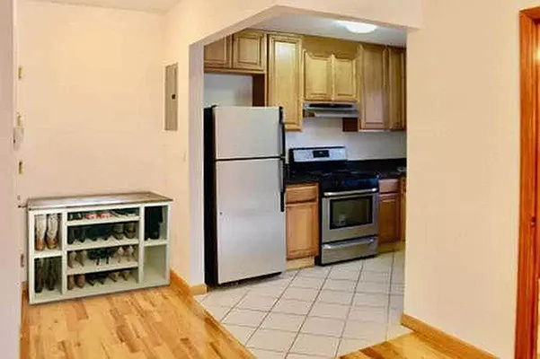 Rented by Astir Realty LLC | media 8