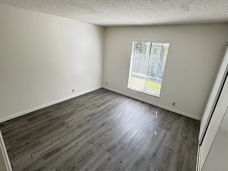 1133 E Alosta Ave #A202 — Photo 20