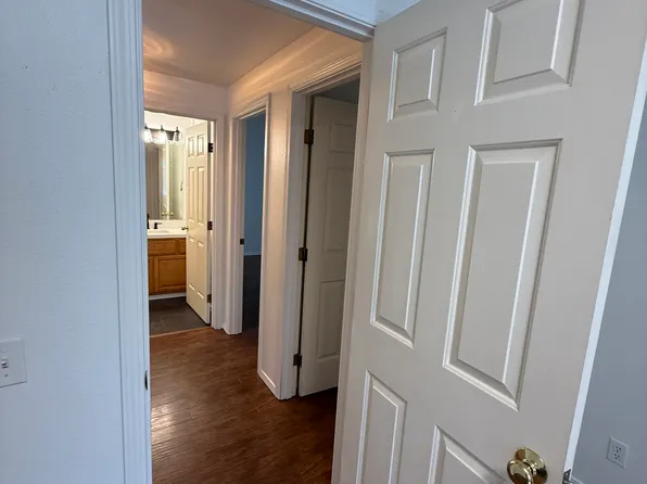 521 SW Forest Grove Dr, Bend, OR 97702