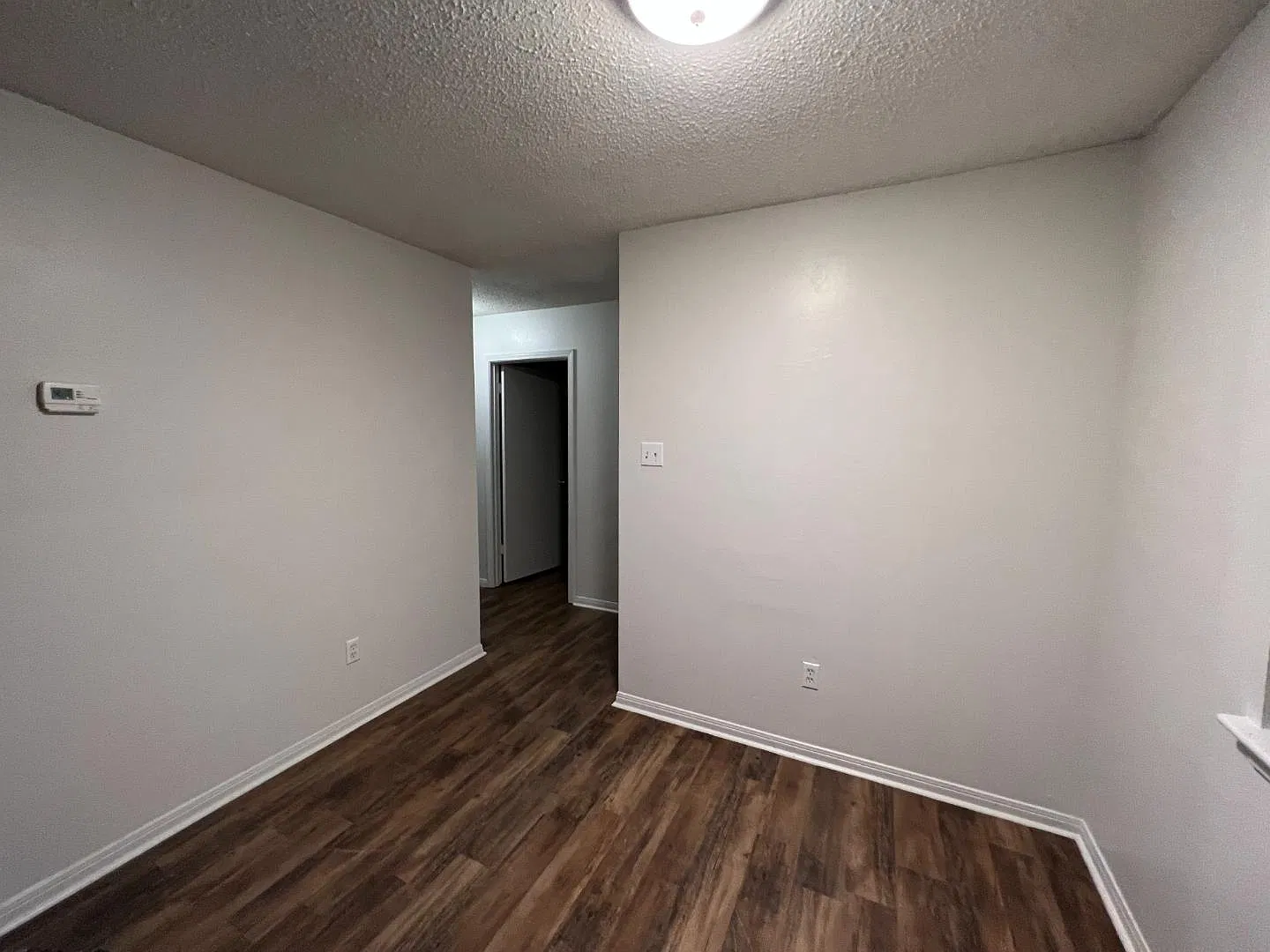 201 Sweetbriar St - Unit D — Photo 3