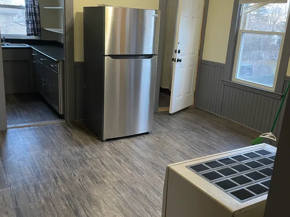 (undisclosed Address), New Bedford, MA 02740