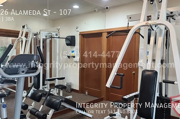 3126 Alameda St #107 — Photo 20