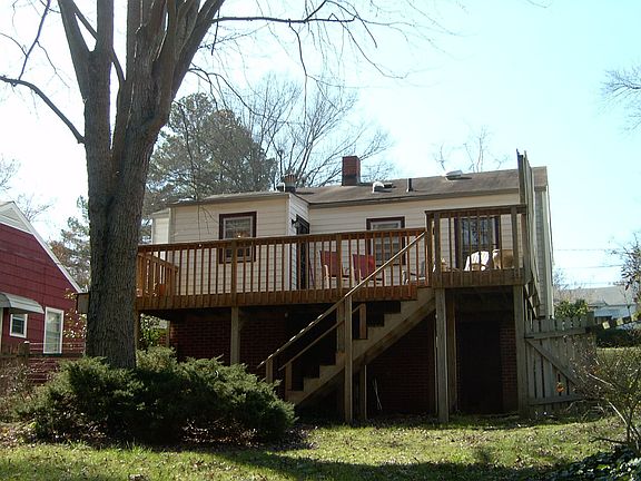 back of the house/deck