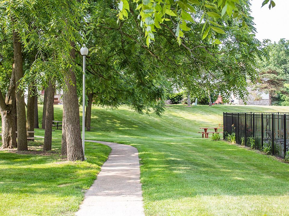 Benson Hills Apartments 5800 Benson Dr Haslett MI Zillow