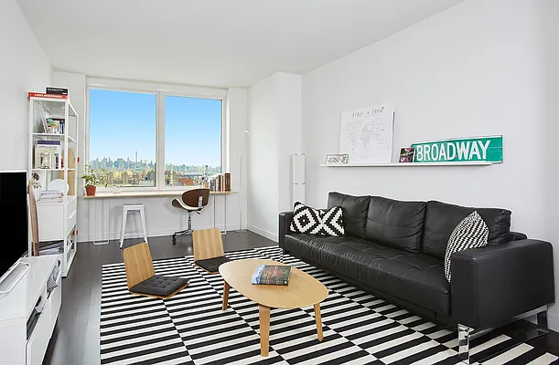 Sold by Stribling | media 1