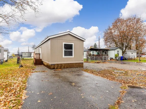 19625 E Wellesley Ave Trailer 15, Otis Orchards, WA 99027