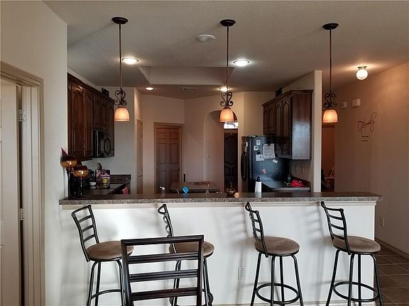 4th image of 7804 Black Willow Ln