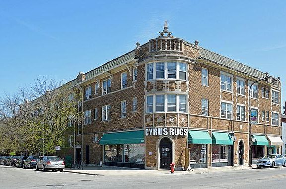 2nd image of 941 Chicago Ave #Bzewhf1r0