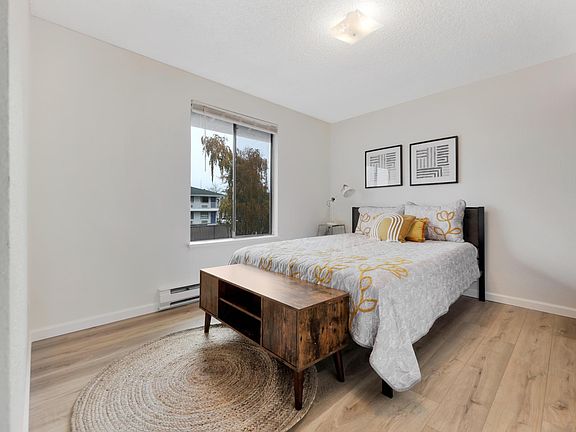 5th image of 7374 S Wilkeson St APT D