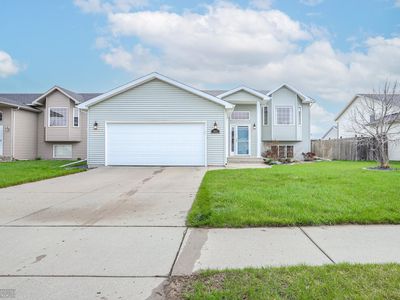 1052 39th Ave W, West Fargo, ND, 58078