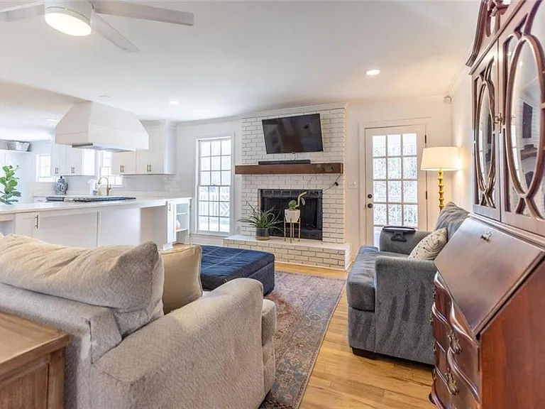 6435 Burnt Hickory Rd NW — Photo 2
