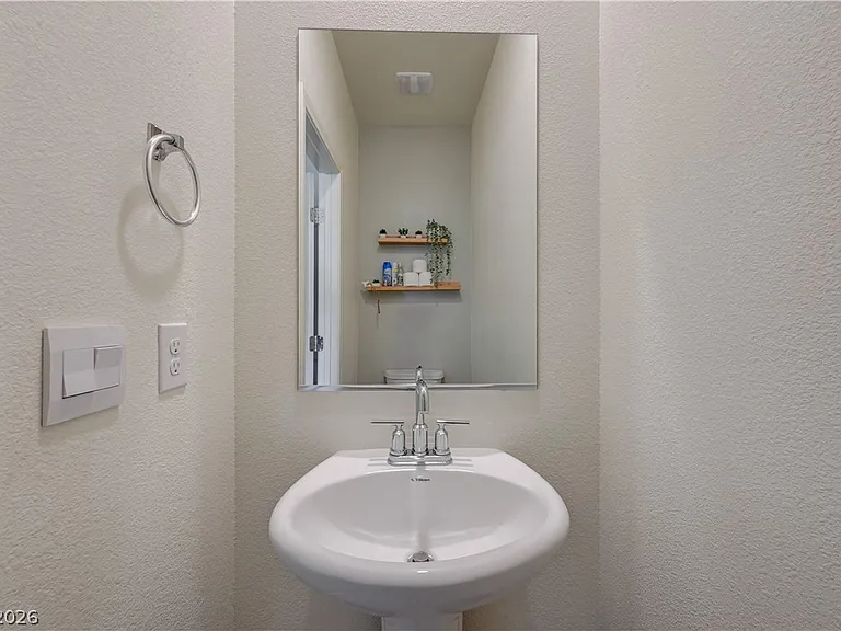 386 Larksong Ave — Photo 21