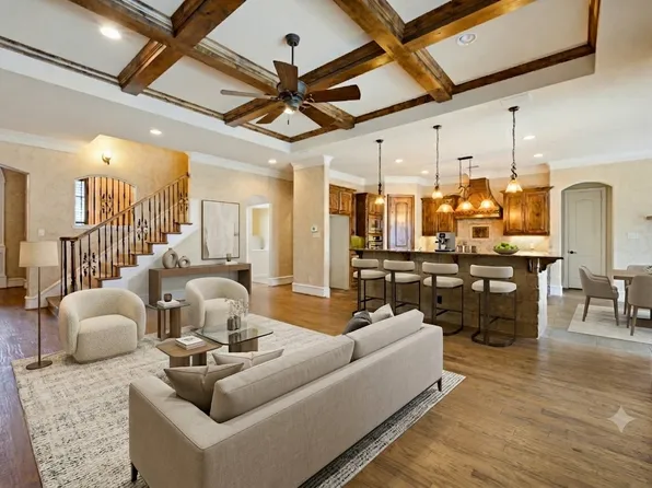 7713 Silverleaf Dr, North Richland Hills, TX 76182