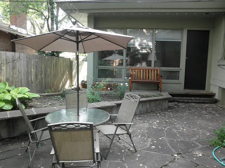 1206 E Cedar Ave — Photo 30