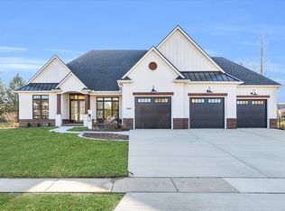 4405 Curtis Meadow Dr, Champaign, IL