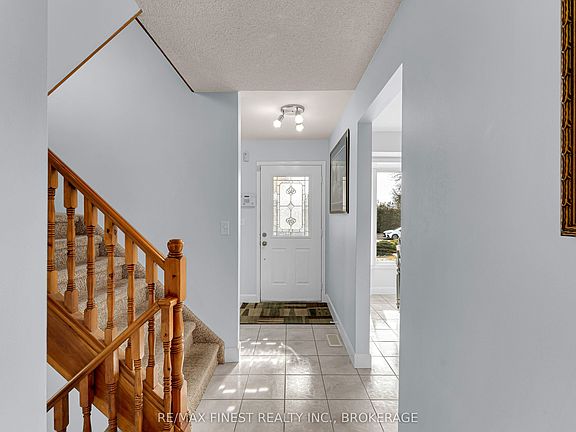 4th image of 972 Heaton Rd
