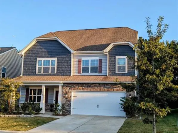 15963 Harbor Hill Dr, Charlotte, NC 28273