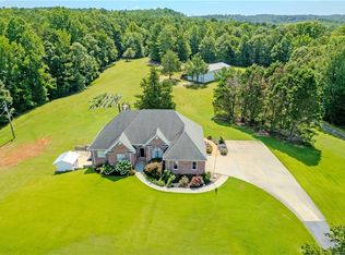 184 Scott Cir, Toccoa, GA 30577