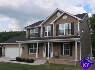 94 Boone Trce, Radcliff, KY 40160